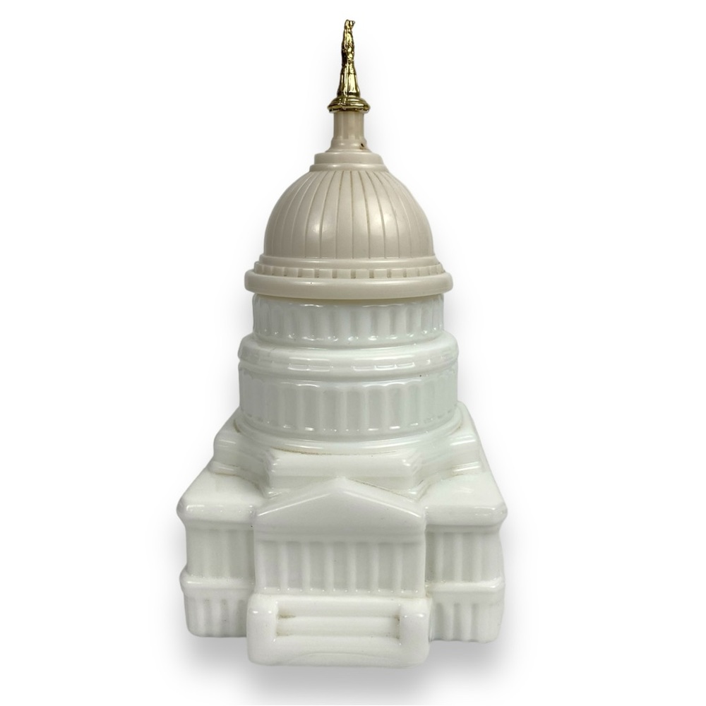 Avon Vintage 1970's The‎ Capitol Decanter A14Q353